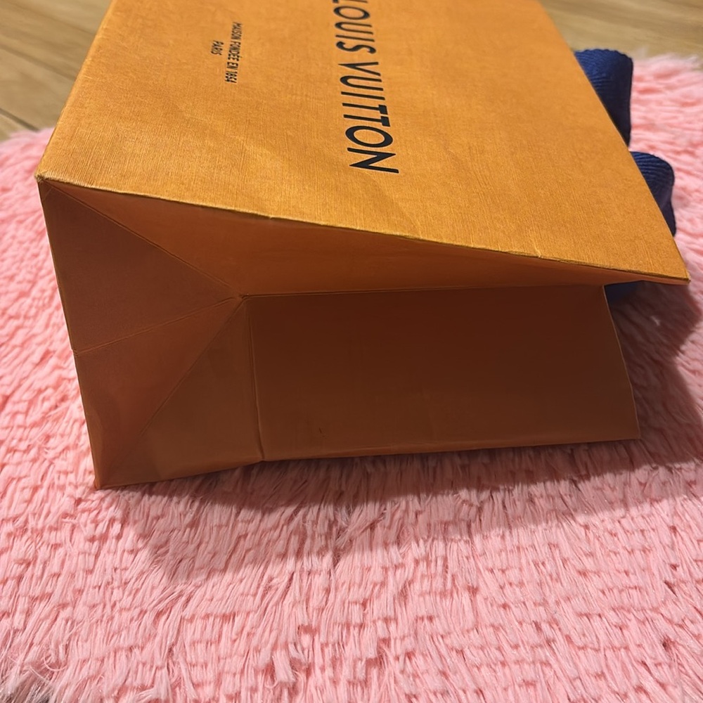 LV Shopping bag - Picture 6 of 8